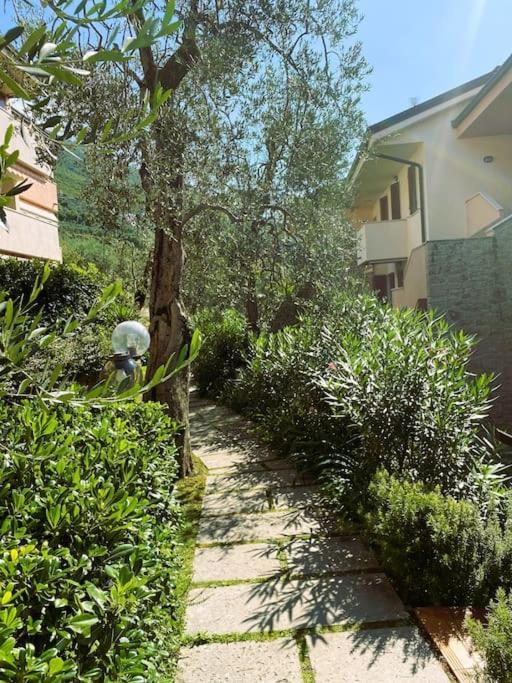 Apartmán Ulivi Beth'S House Brenzone sul Garda Exteriér fotografie